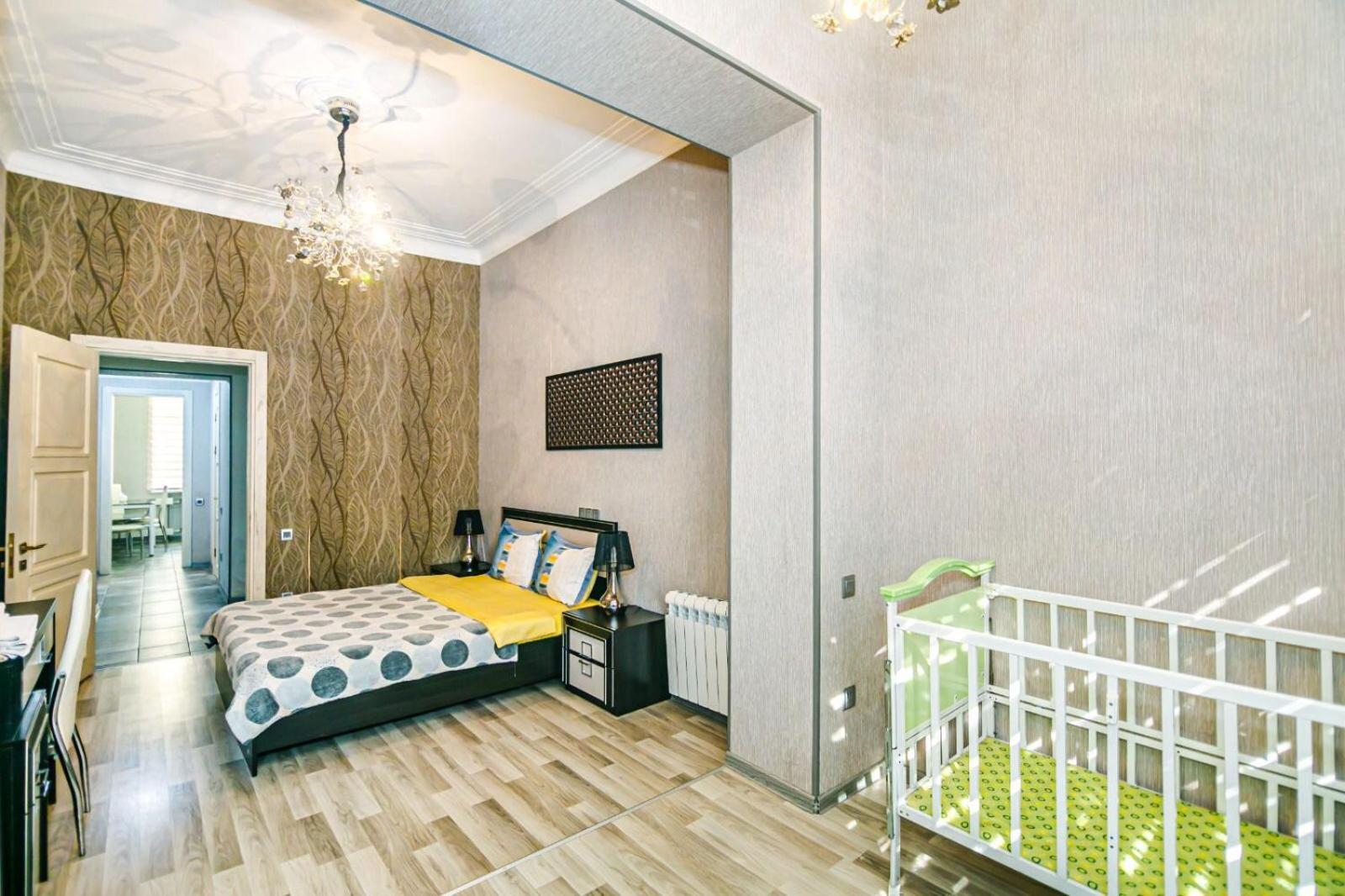 Azneft Square Deluxe Apartment Баку Екстер'єр фото